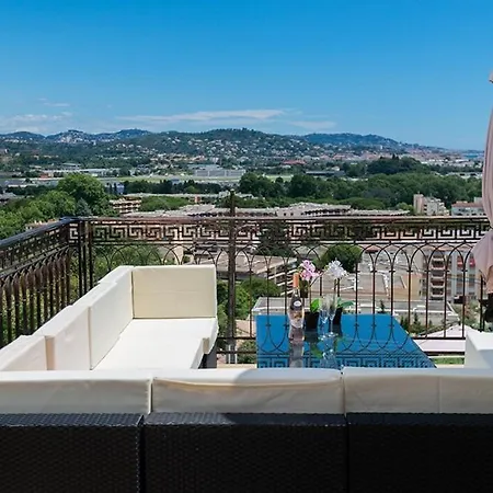 Mandelieu-la-napoule Sleeps 8 Pool Air Con Villa *
